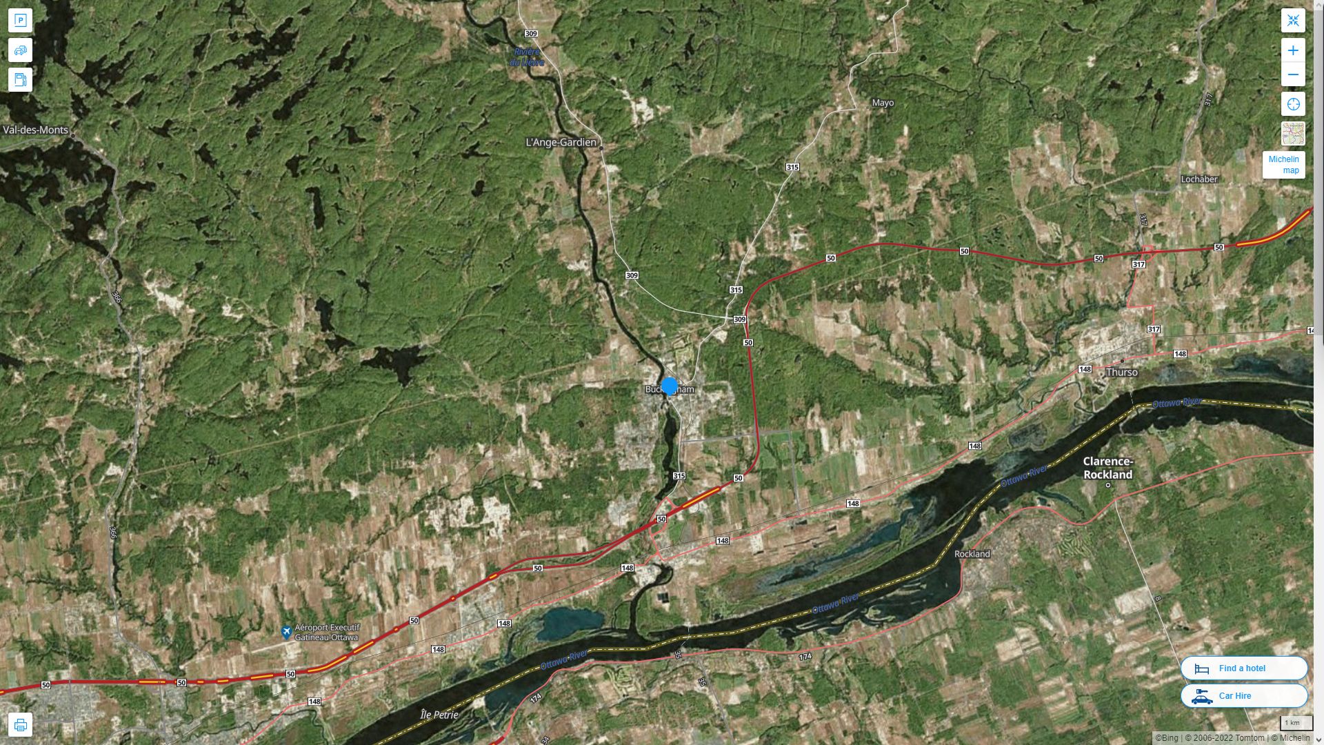 Buckingham Highway and Road Map with Satellite View